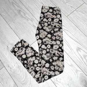 Forever21 floral low rise leggings
